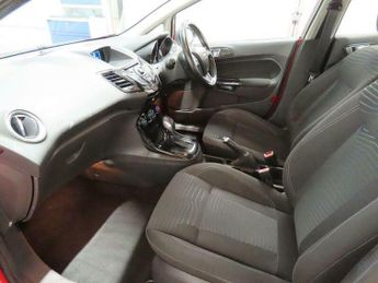 Ford Fiesta 1.0T EcoBoost Zetec Powershift Euro 5 5dr