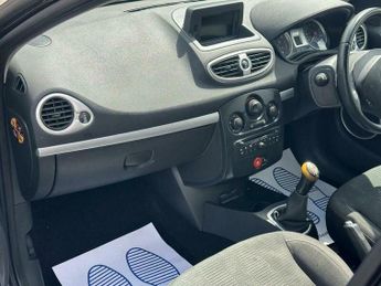 Renault Clio 1.2 Dynamique TomTom Euro 5 5dr