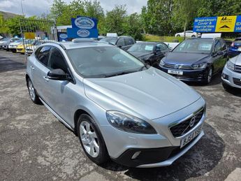 Volvo V40 D2 CROSS COUNTRY LUX