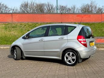 Mercedes A Class A160 CDI ELEGANCE SE AUTOMATIC low Miles