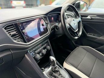 Volkswagen T-Roc 1.5 TSI EVO SEL DSG Euro 6 (s/s) 5dr