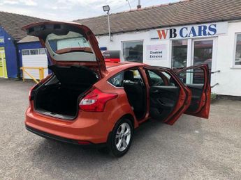 Ford Focus 1.6 Zetec Euro 5 5dr