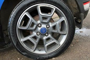 Ford ECOSPORT 1.0T EcoBoost Titanium 2WD Euro 5 (s/s) 5dr