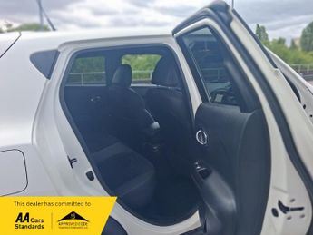 Nissan Juke N-CONNECTA XTRONIC