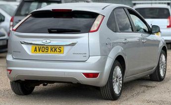 Ford Focus 1.6 Titanium 5dr