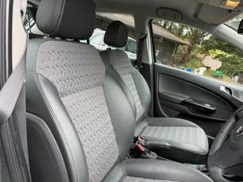 Vauxhall Corsa 1.4 16V SE Auto Euro 5 5dr