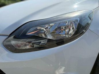 Ford Focus 1.6 Titanium Powershift Euro 5 5dr