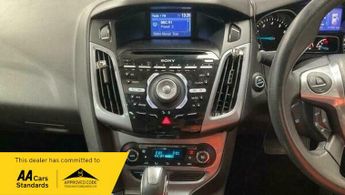 Ford Focus 1.6 Titanium Powershift Euro 5 5dr