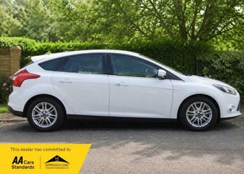 Ford Focus 1.6 Titanium Powershift Euro 5 5dr