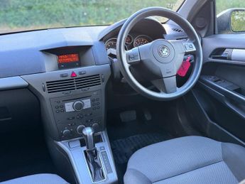 Vauxhall Astra CLUB 16V