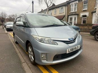 Toyota Estima E-Four G Hybrid