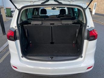 Vauxhall Zafira 1.4i Turbo SRi MPV 5dr Petrol Auto Euro 6 (140 ps)