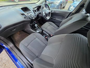 Ford Fiesta ZETEC Ti-VCT AUTOMATIC