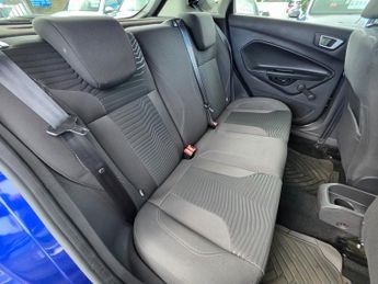 Ford Fiesta ZETEC Ti-VCT AUTOMATIC