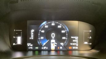 Volvo V90 2.0 D4 Momentum Estate 5dr Diesel Auto Euro 6 (s/s) (190 ps)
