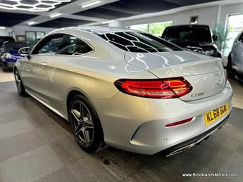 Mercedes C Class C 200 AMG LINE PREMIUM [6X MERCEDES SERVICES, SAT NAV, LEATHER &