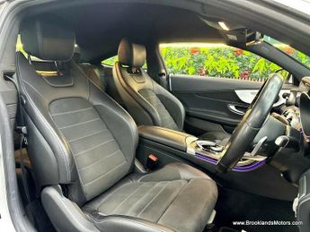 Mercedes C Class C 200 AMG LINE PREMIUM [6X MERCEDES SERVICES, SAT NAV, LEATHER &