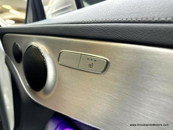 Mercedes C Class C 200 AMG LINE PREMIUM [6X MERCEDES SERVICES, SAT NAV, LEATHER &