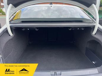 Volkswagen CC R-LINE BLACK EDITION TDI DSG BMT
