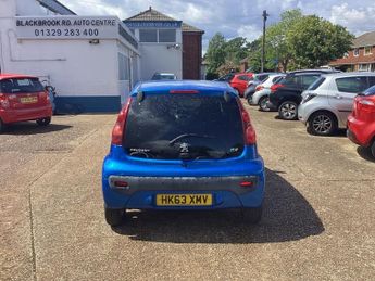 Peugeot 107 1.0 12V Allure Hatchback 5dr Petrol 2 Tronic Euro 5 (68 ps)