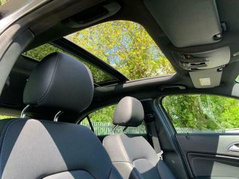 Mercedes-Benz A Class 2.1 A200d Sport (Premium Plus) 7G-DCT Euro 6 (s/s) 5dr