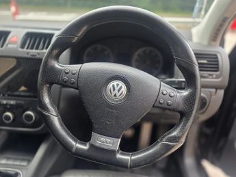 Volkswagen Golf GT TDI 140