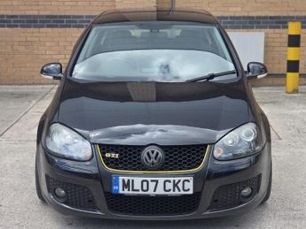 Volkswagen Golf GT TDI 140