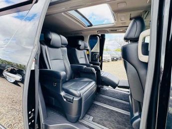 Toyota Vellfire ANH20 AUTO 2.4 HYBRID AUTO 4WD 7 SEATER