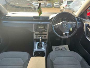 Volkswagen Passat 2.0 TDI BlueMotion Tech Highline DSG Euro 5 (s/s) 4dr