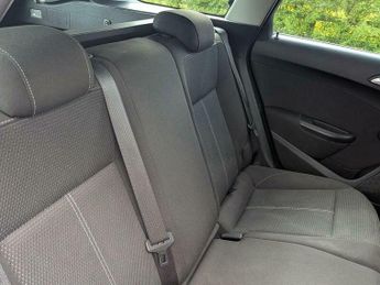 Vauxhall Astra 1.6 16V SRi Sports Tourer Auto Euro 5 5dr