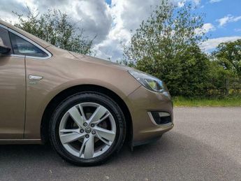 Vauxhall Astra 1.6 16V SRi Sports Tourer Auto Euro 5 5dr