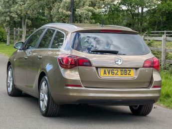 Vauxhall Astra 1.6 16V SRi Sports Tourer Auto Euro 5 5dr