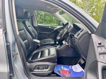 Volkswagen Tiguan R LINE TDI 4MOTION