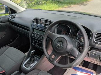 Volkswagen Golf 1.6 TDI SE DSG Euro 5 5dr
