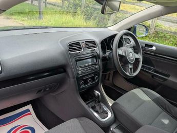Volkswagen Golf 1.6 TDI SE DSG Euro 5 5dr