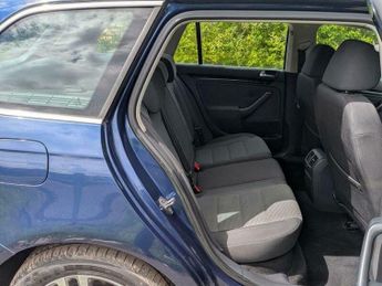 Volkswagen Golf 1.6 TDI SE DSG Euro 5 5dr