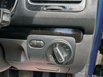 Volkswagen Golf 1.6 TDI SE DSG Euro 5 5dr