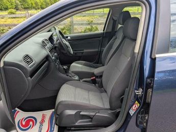 Volkswagen Golf 1.6 TDI SE DSG Euro 5 5dr