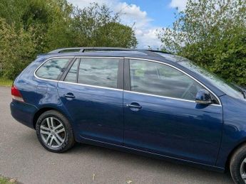 Volkswagen Golf 1.6 TDI SE DSG Euro 5 5dr