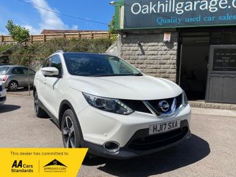 Nissan Qashqai N-CONNECTA DIG-T 1.2cc Two Owners. Full Service History. (Just a