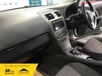 Toyota Avensis 1.8 V-MATIC TR SALOON 7 SPD AUTOMATIC ONLY 35520 MILES!!