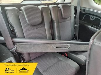 Renault Scenic GRAND DYNAMIQUE TOMTOM DCI EDC