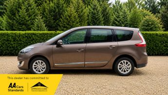 Renault Scenic GRAND DYNAMIQUE TOMTOM DCI EDC