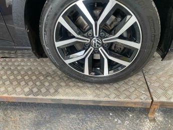 Volkswagen Passat 1.5 TSI EVO SEL DSG Euro 6 (s/s) 5dr