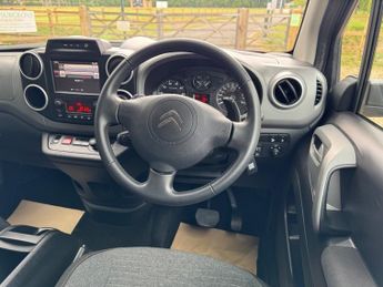 Citroen Berlingo BLUEHDI FLAIR ETG6 !! AUTO - ULEZ COMPLIANT - ONE OWNER - NEW MO