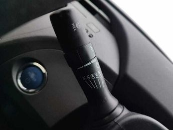 Toyota Prius 1.8 Hybrid VVT-h CVT 5dr 2 Keys PCO Ready