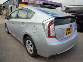 Toyota Prius 1.8 Hybrid VVT-h CVT 5dr 2 Keys PCO Ready