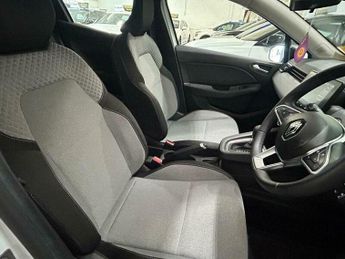 Renault Clio 1.6 E-TECH evolution Auto Euro 6 (s/s) 5dr