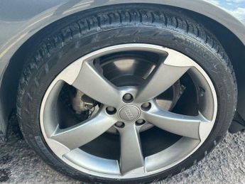 Audi A4 Avant 2.0 TDI Black Edition Multitronic Euro 5 (s/s) 5dr