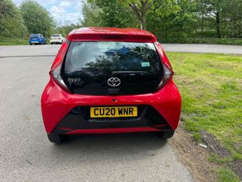Toyota AYGO VVT-I X-PLAY X-SHIFT